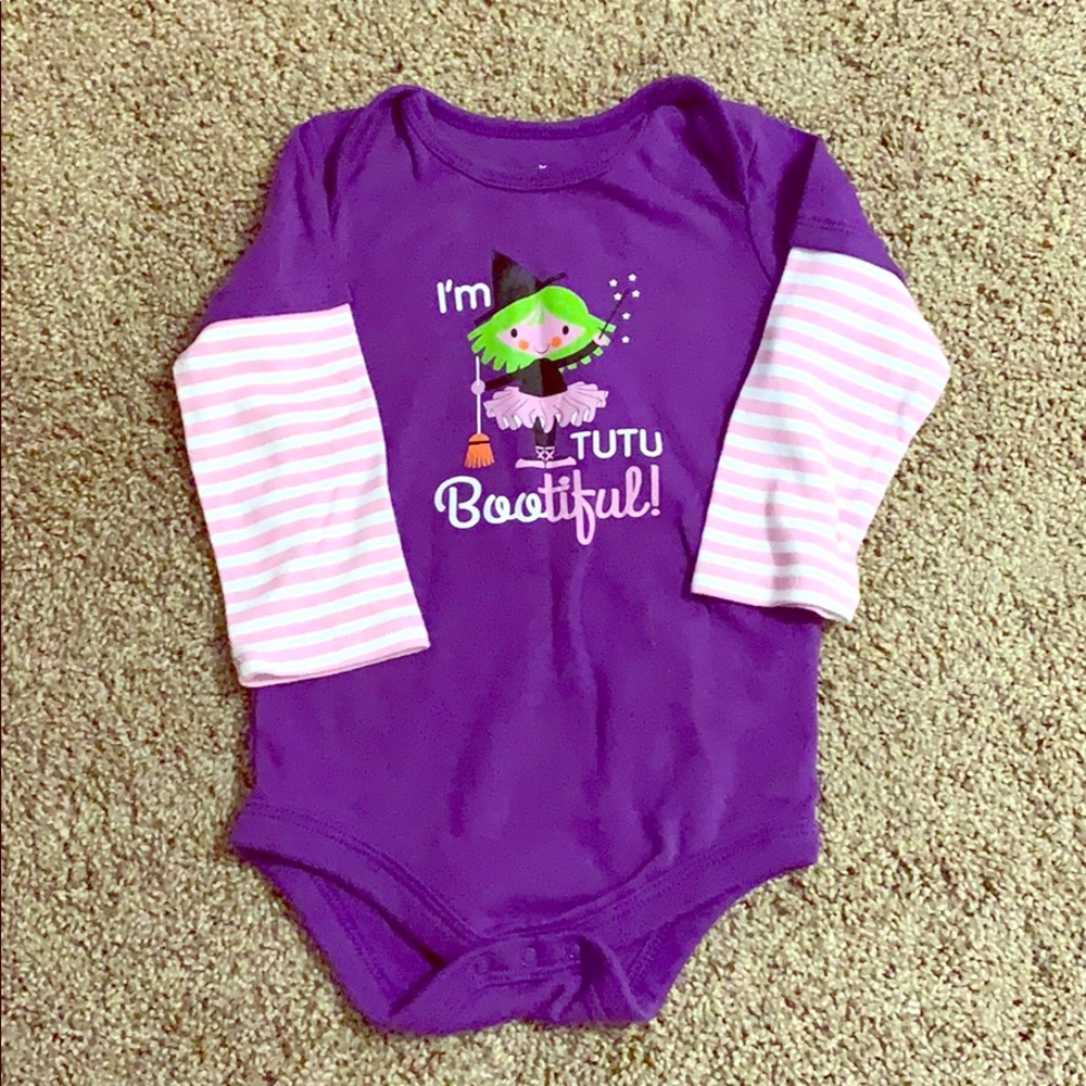 Like new Halloween onesie 24 months